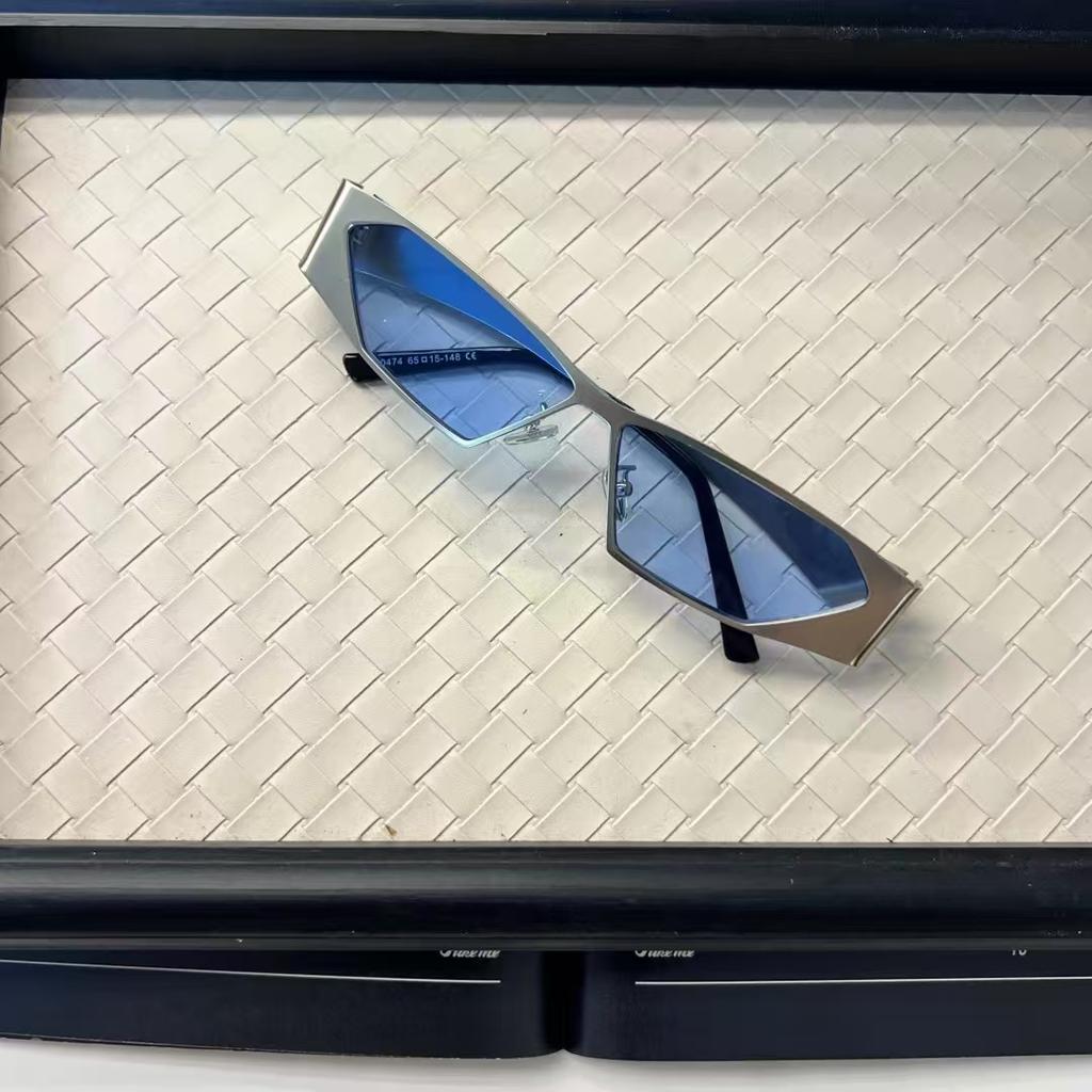 Punk Stylish Men’S Sunglasses Fashion Rectangle Shape Sun Glasses Women Outdoor Bicycling Sun Glasses For Women