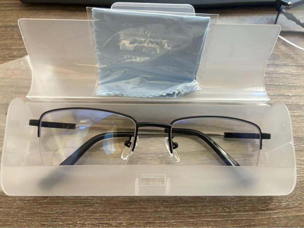 2025 Anti-Blue Light Smart Zoom Ultralight Progressive Presbyopic Glasses for Men