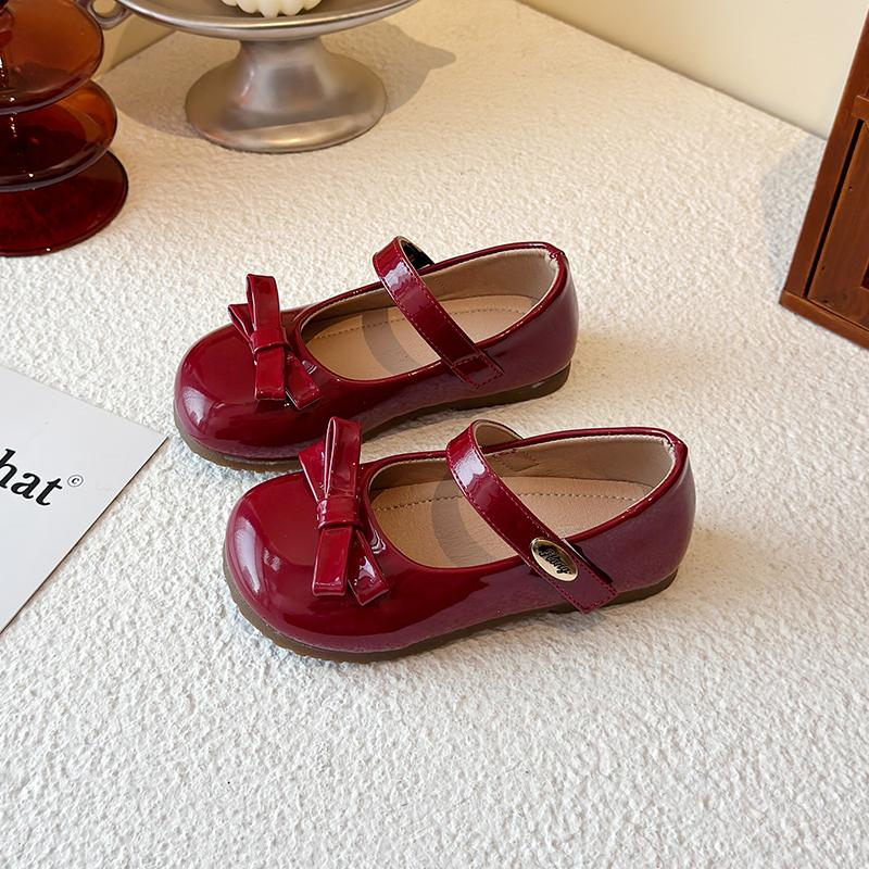 

Girls Leather Shoes Black Glossy Kids Princess Shoes Round Toes Simple Bows 2025 New Girls Flats Non-slip Soft Sole Ins Trend 23 вино красного