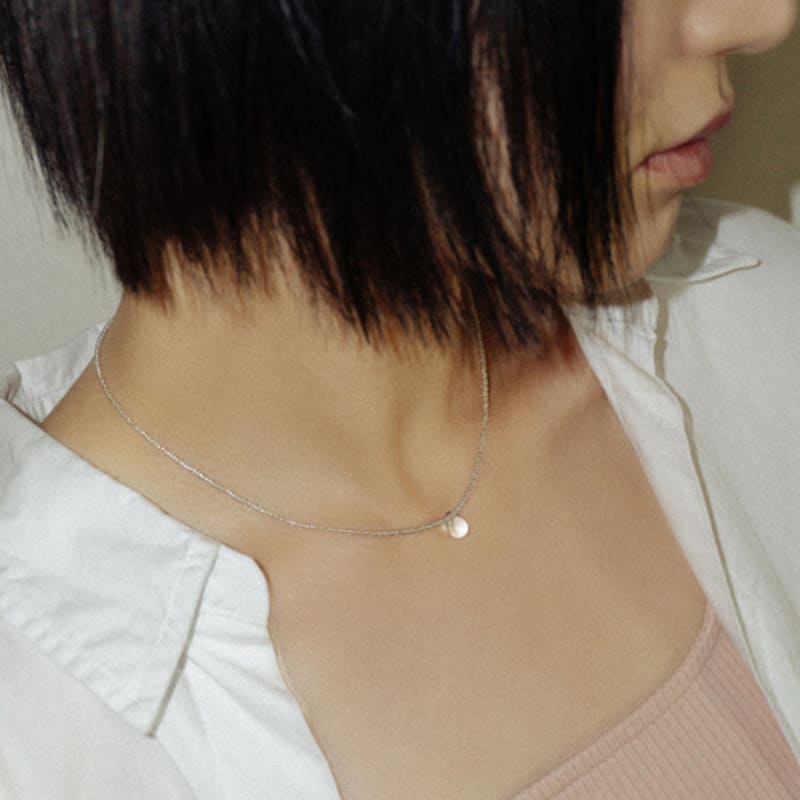 Oat Archive Single Dew Necklace