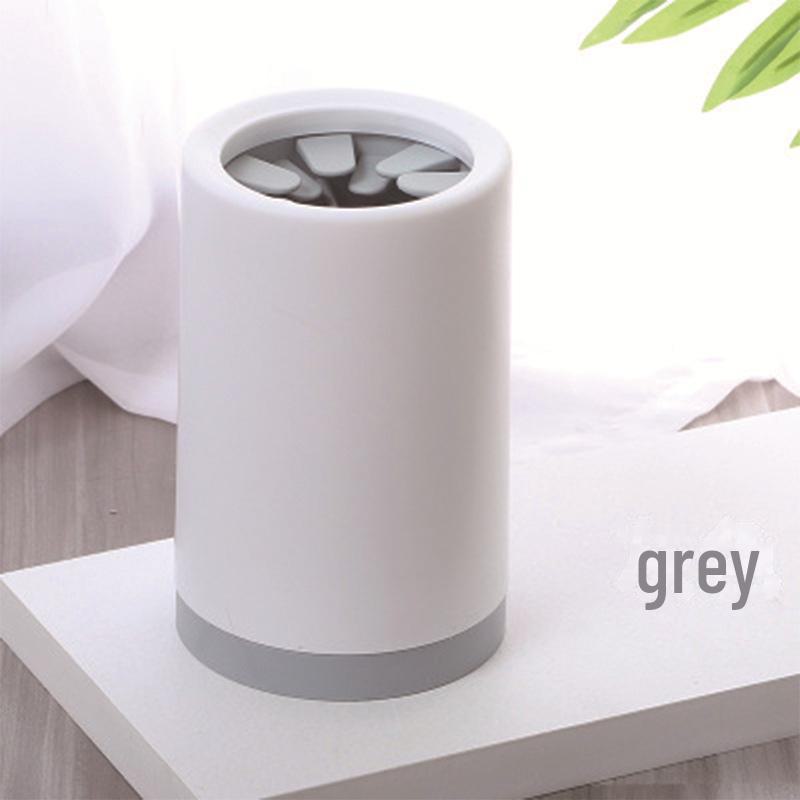 Curățător pentru labele animalelor de companie: Cupă de spălat cu gheare de pisică și picioare din silicon semi-automat