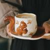 Conjunto de Xícara e Pires de Porcelana com Relevo de Esquilo e Folha de Bordo, Caneca de Café Floral para Chá da Tarde e Decoração de Mesa de Jantar