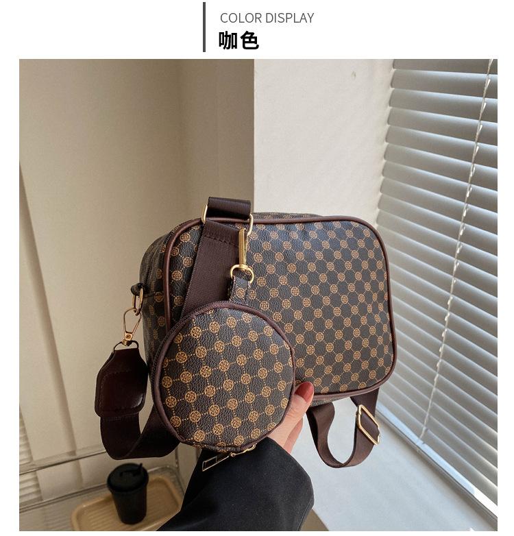 

Весной и летом новая модная сумка через плечо для детей и мам с пресбиопией, маленькая квадратная женская сумка темно-коричневого