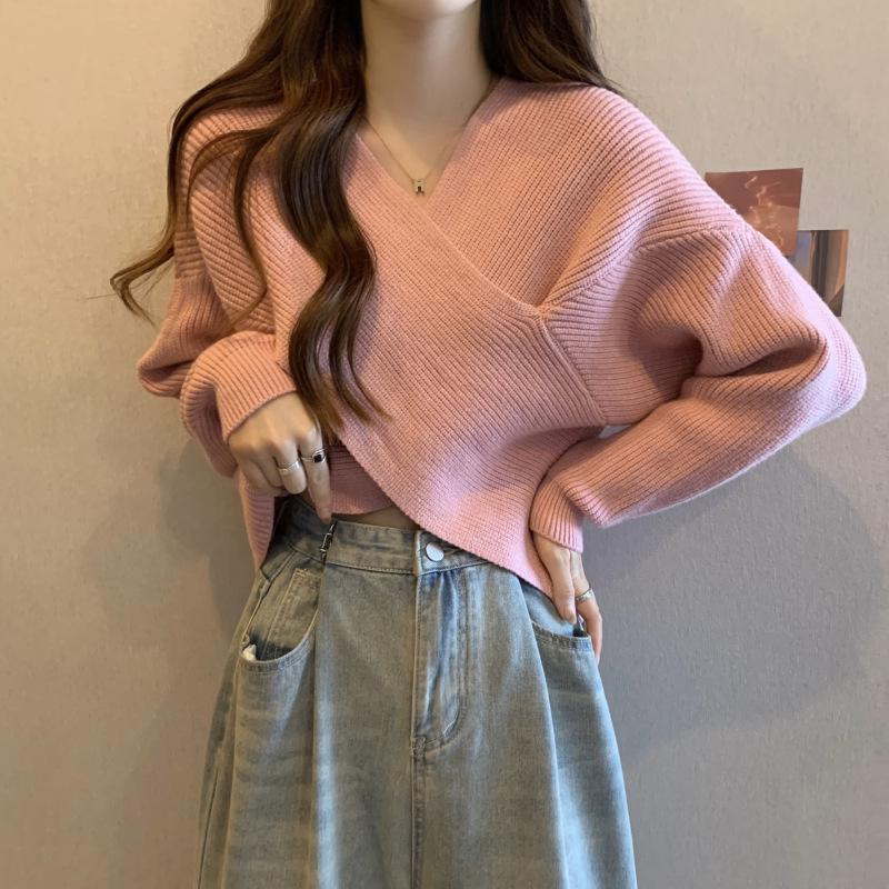 Women's Irregular V-Neck Loose Knit Sweater - Autumn/Winter Edition