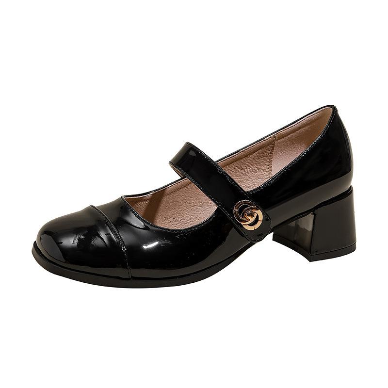 

Xiaoxiangfeng Mary Jane shoes women s French one-word buckle leather small leather shoes loafers single shoes light mouth thick heel commuter shoes 34