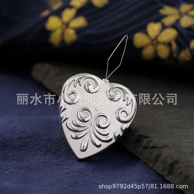 Geometric Pendant Necklace With Large And Small Squares