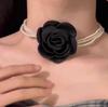 Vintage Hong Kong style premium black three-dimensional rose pearl choker exaggerated flower design French temperament collarbone chain