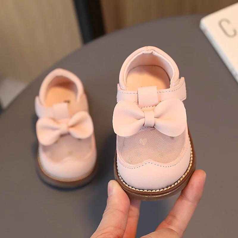 

Hollow-out Lace Upper Baby Shoes Girl Cute Butterfly-knot Toddler Girls Shoes New Heart-shape Embroidery Party Shoes Kids G02032 15 розовый