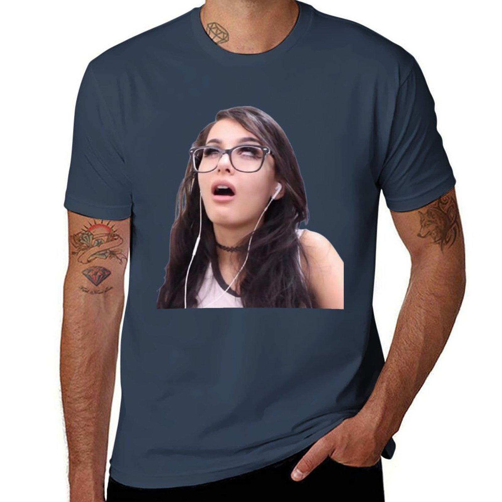 Sssniperwolf Tshirt Modern Style Print Tshirt S
