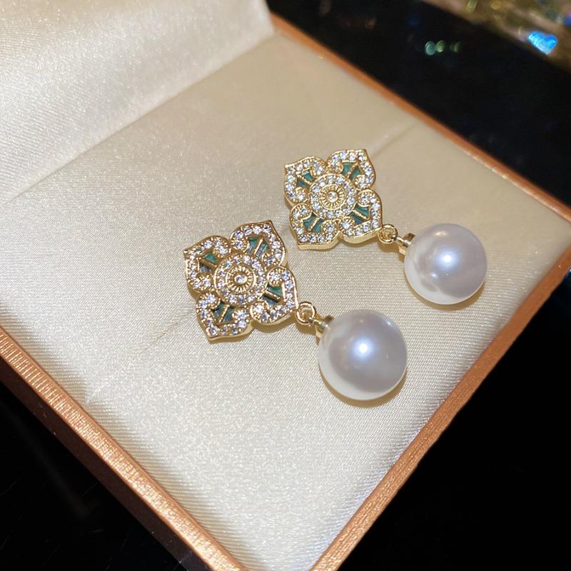 French Silver Needle Diamond Pearl Pendant Earrings Light Luxury Delicate Personality Earrings Design Sense Niche Earrings Women