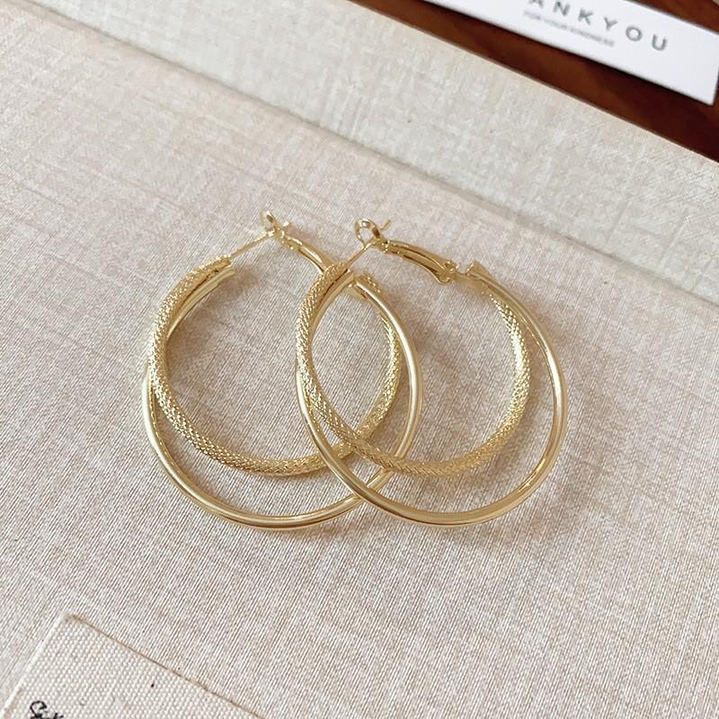 European and American plain ring earrings, stud earrings, cold wind, niche earrings, temperament earrings, light luxury