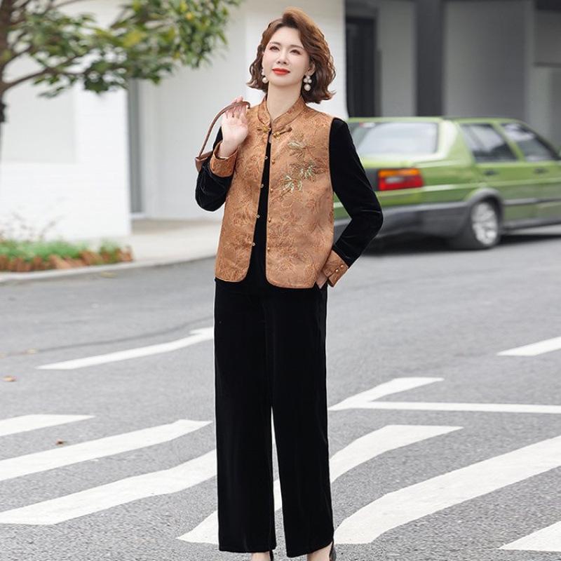 

2026 Chinese Style Gold Velvet Top & Vest Suit for Middle-Aged Women XL [90-105 lbs recommendation]