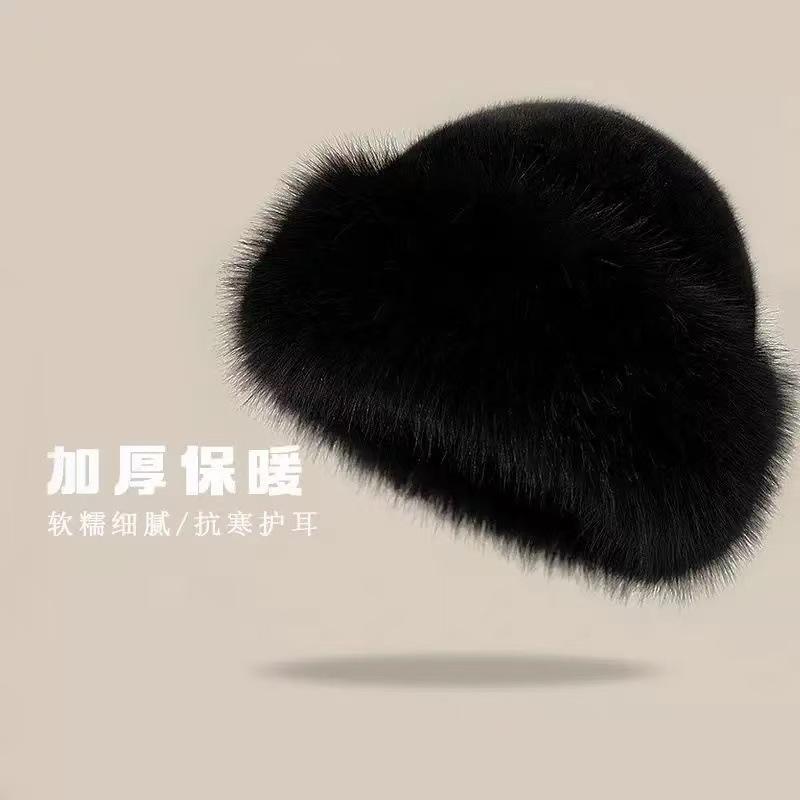 New autumn and winter knitted hats, women's ear protectors, warm contrasting color checkerboard, small versatile wool hats, couple cold hats