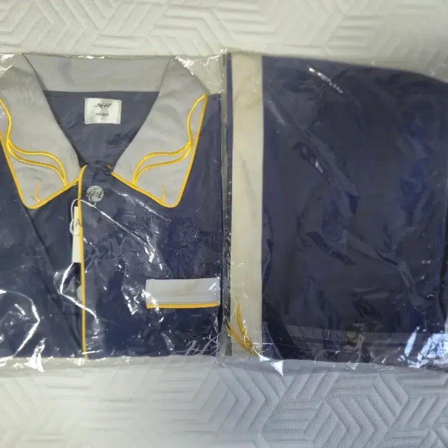 (Unopened) Hebianobria Pajamas 2