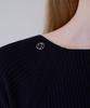 Illoje Two-Way Off-Shoulder Knit (Black)