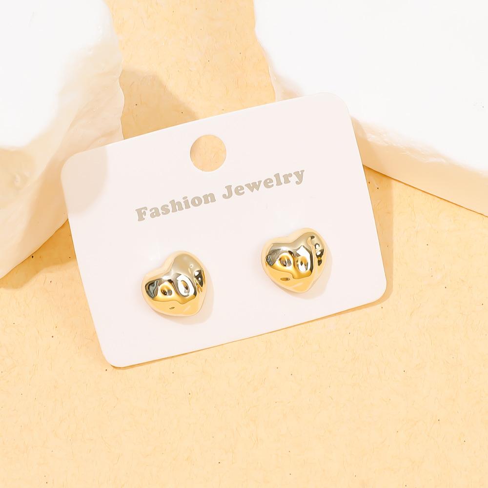 Love Acrylic Gold-plated Stud Earrings Are Fashionable, Simple and Sweet, Niche Design, Star Retro Earrings Set.