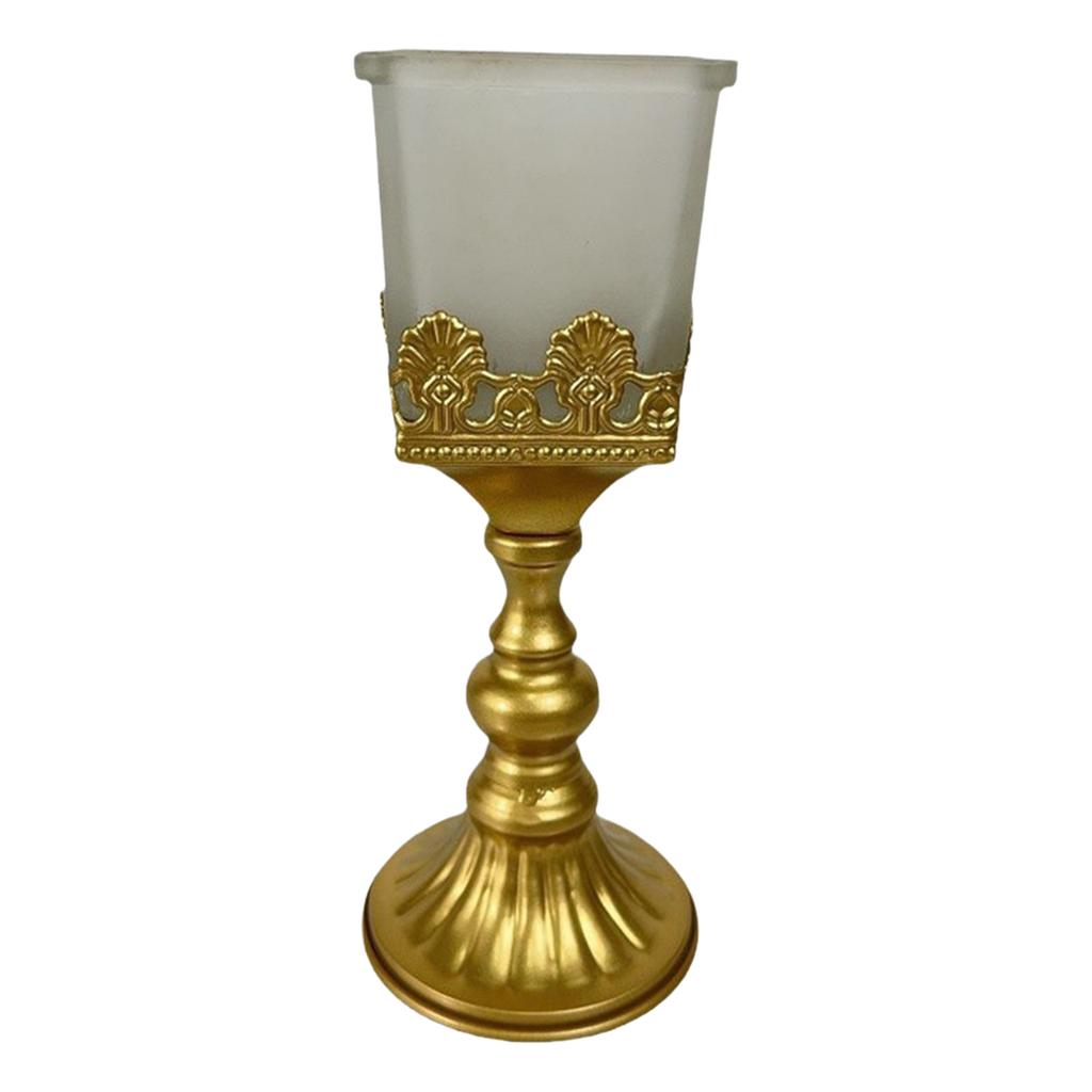 Elegant Iron Candle Holders Classical Design Candlestick Holders for Weddings Parties and Dinners Decors Accessory