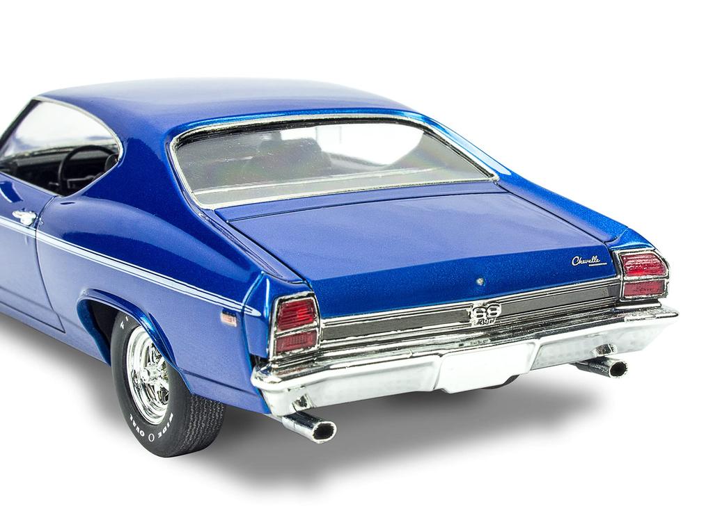 Americký model Chevelle SS 396 úrovně 69, plastový model 14492, měřítko 1/25.
