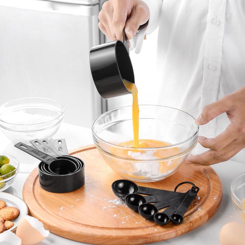 5/10pcs Set Plastic Measuring Spoon Measuring Cup with Scale Kitchen Flour Weighing Powder Sugar Scoop Teaspoon Measuring Tools