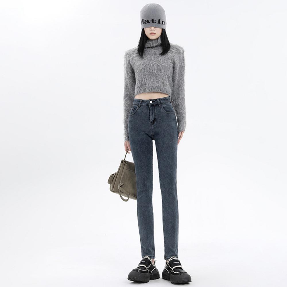 Casual Versatile Jeans Women's 2025 Winter New Thin Elastic Tight Body Hip Lift Piled Thickened Pants