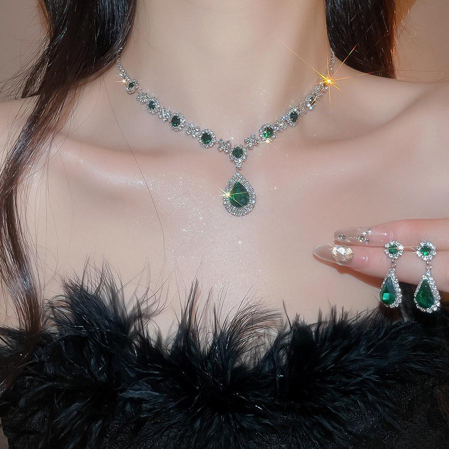 Rhinestone Geometric Flower Water Drop Earring & Necklace Set - Elegant Light Luxury Clavicle Chain