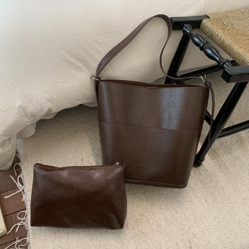 Borsa a Secchiello in PU con Tasca Frontale Grande Capacità Borsa a Spalla alla Moda