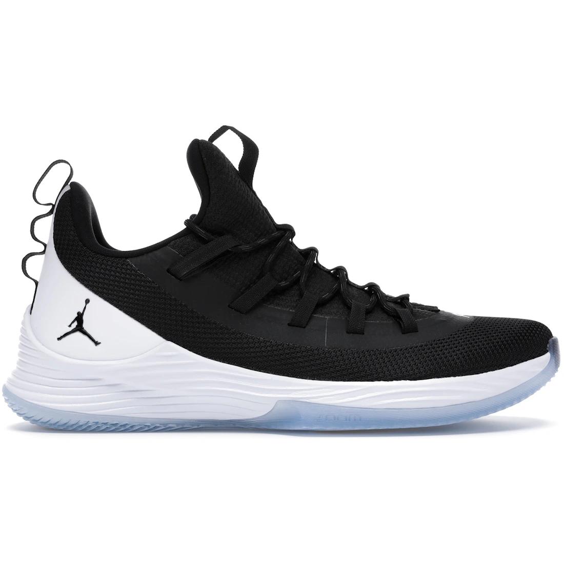 

Кросівки Jordan Ultra Fly 2 Low Чорно-білі(AH8110-010) 42.5