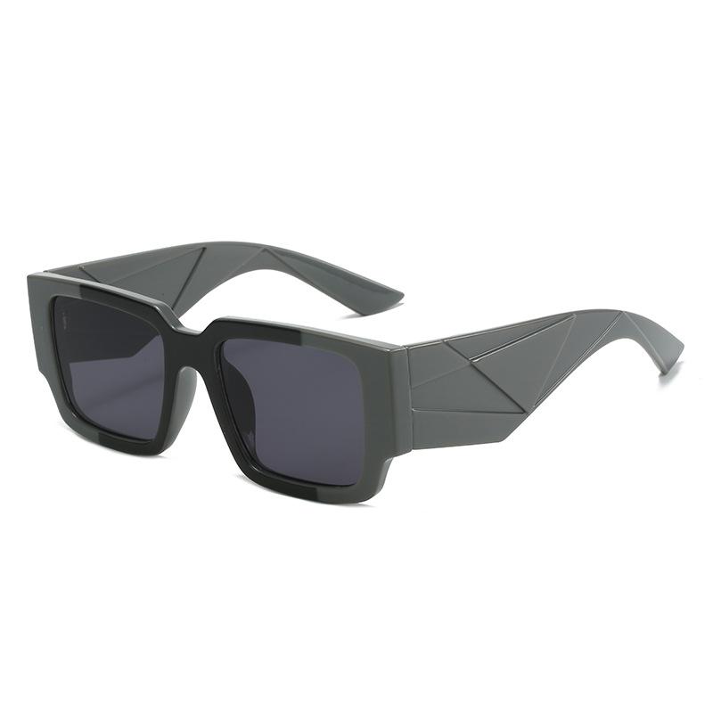 New square geometric contrasting sunglasses, street Spice Girl locomotive sunglasses, European and American glasses