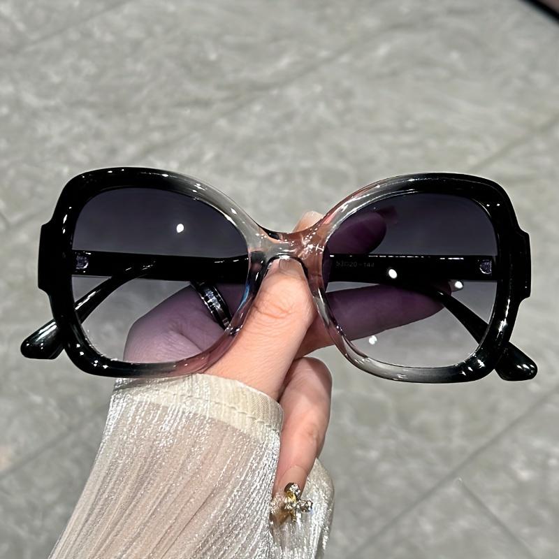 Y2K Oversized Oval Fashion Sunglasses with Green Jelly Frame - Anti-Reflective Lenses,, Perfect for Hiking, Sports & Parties