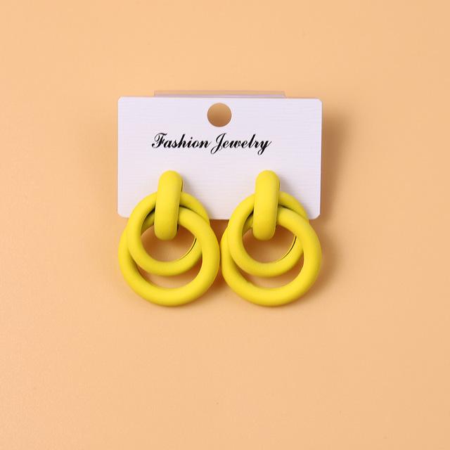 

Новые круглые серьги ярких цветов с резиновой краской, красные с простыми преувеличенными серьгами в стиле ретро с прохладным ветром