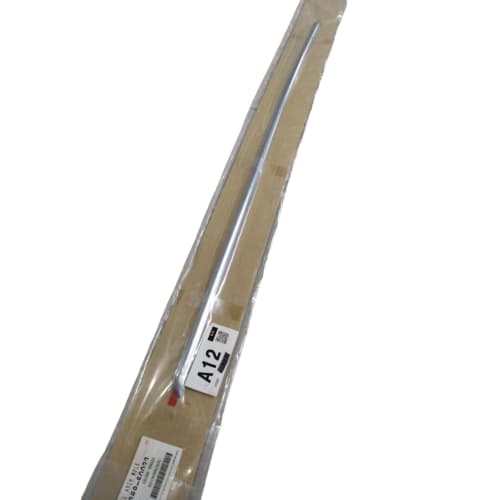 TOYOTA Genuine Parts WHEEL ARCH MOLE Part Number 08268-50022