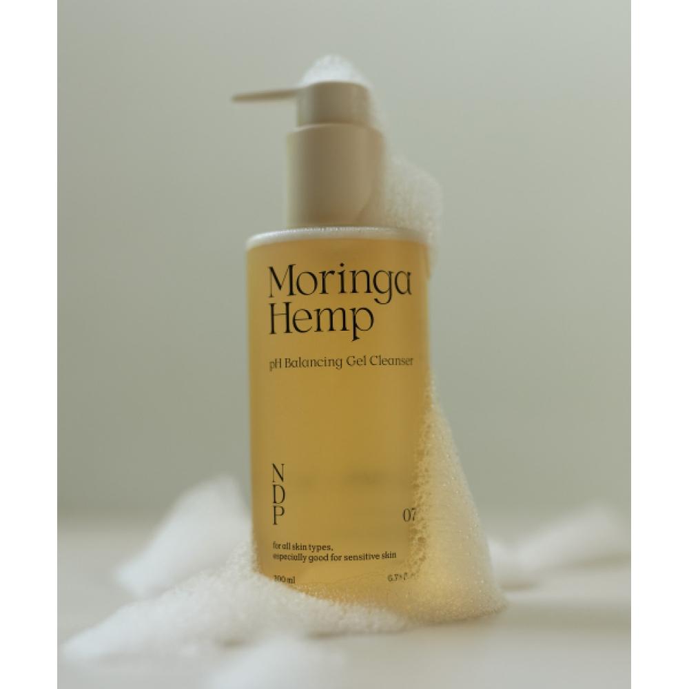 

Natural Derma Project Moringa Hemp Слабокислотный очищающий гель 200 мл free
