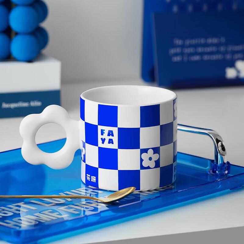 Gong He Jing Pin Ceramic Mug with Spoon