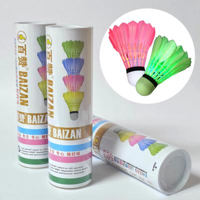 LED ışıklı badminton kaz tüyü topları (4 adet)