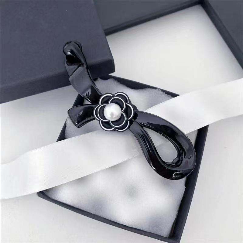 

Корейская заколка для волос в виде цветка камелии, клипса для хвостика, изысканная элегантная заколка-банан, шпильки, заколки-автоматы, аксессуары для волос для женщин