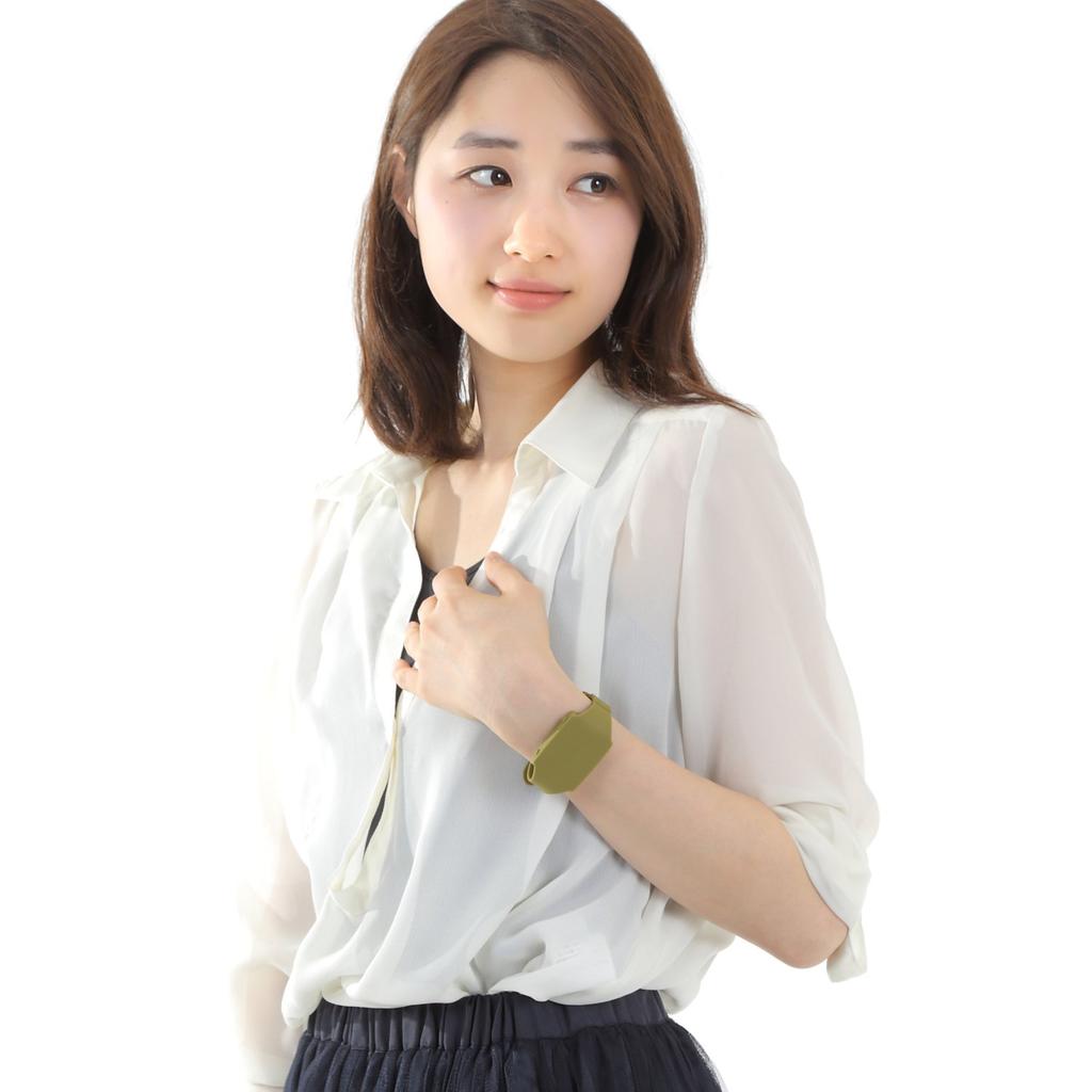 Wristwatch Tactile Watch Olive A Completely New Type of Watch That Tells the Time by Touch Without Display or [Tac Touch] "Tac Touch" TT-B-OG Color