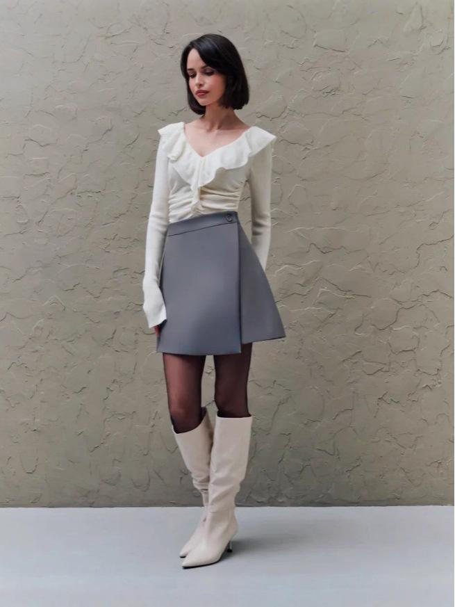 2025 Spring Korean High-Waisted Slimming Anti-Exposure Irregular Mini Skirt