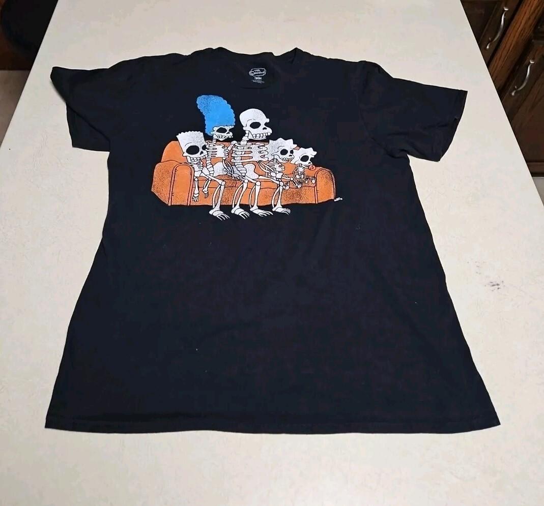 The Simpsons Tree House of Horror Halloween Skeleton Couch T-Shirt - Size Medium S разноцветный