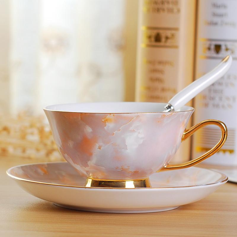 200ml Europe Oil Painting Bone China Coffee Cup Mug Plate Spoon Set Luxury Elegant Mug Porcelain Tea Cup Teaware Party Drinkware