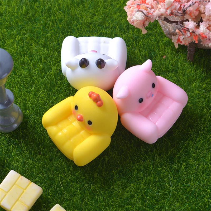 Resin Ornaments Exquisite Workmanship Hand-made Desktop Micro Landscape Animal Ornaments Smooth Durable Gift Sofa Decorations
