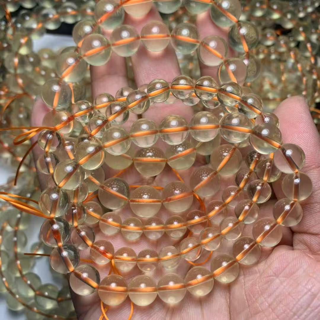 Double A Grade Clear Lemon Quartz Bracelet - Single Circle 8mm