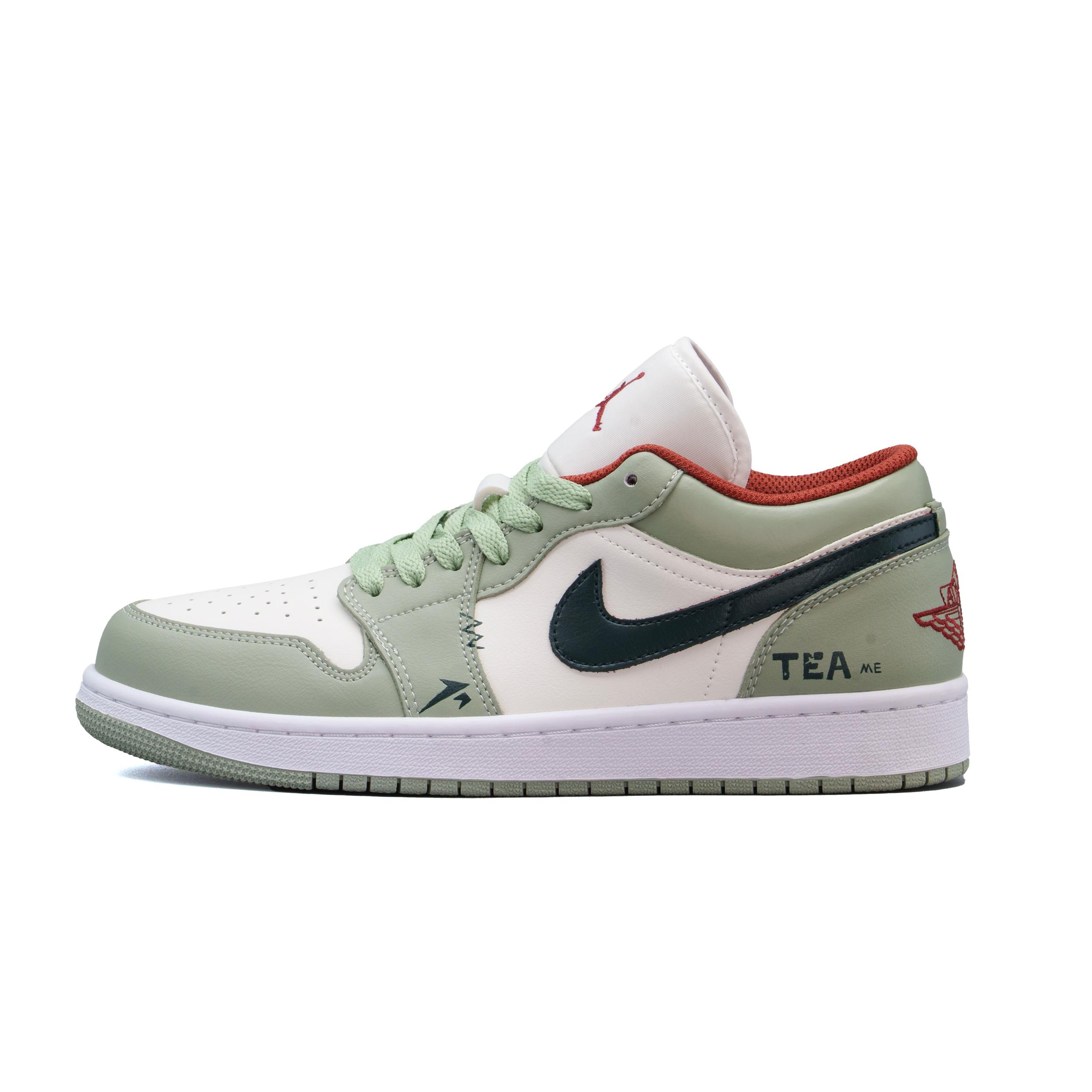 

Jordan Air Jordan 1 Leather Cushioning Abrasion Resistant Cushioning, Wear Resistant Low top Vintage Basketball Shoes 553558-133(Team1104) 45