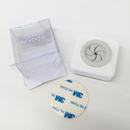 Senko Compact Towel Holder, Approx. 5.5 x 5.5 x 2.4 cm (H), White, Easy Installation with Magnet or Double-Sided Sticker, 62238