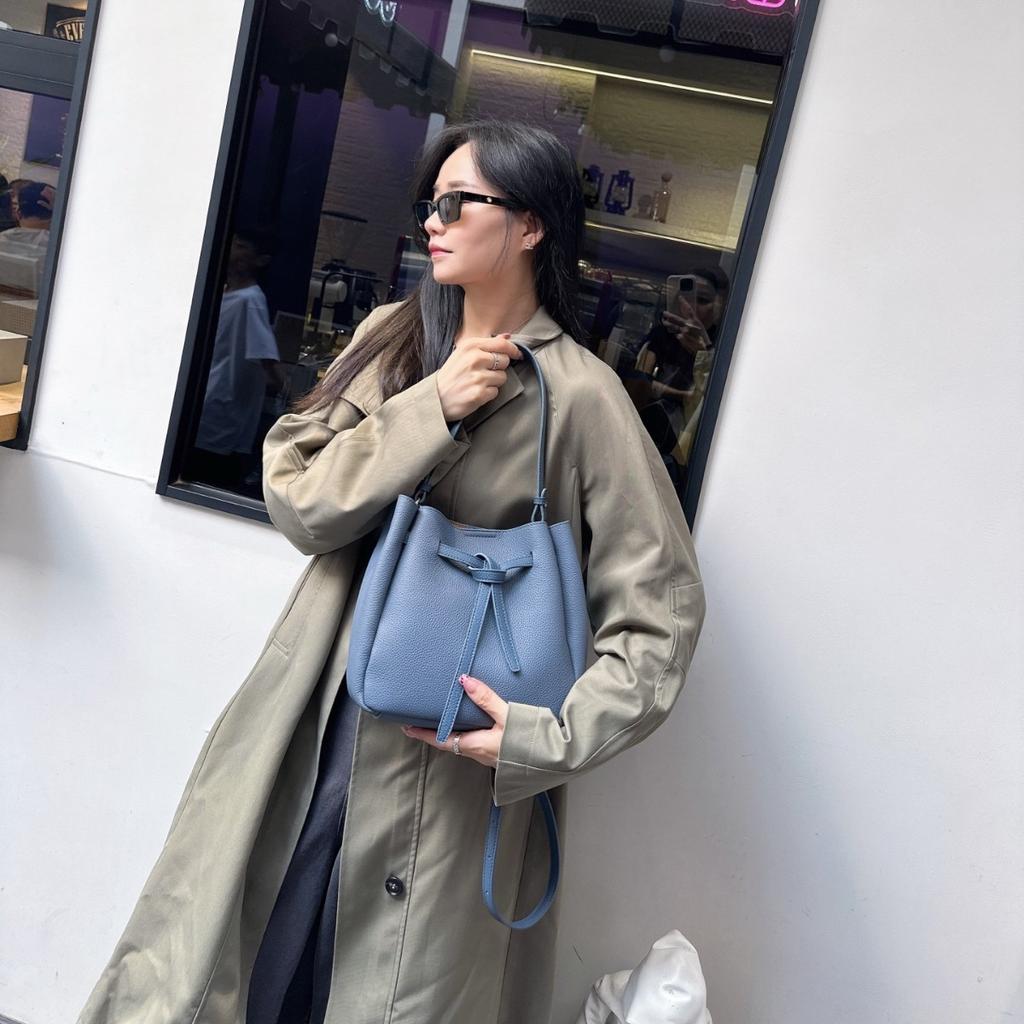 Bucket bag women's new commuter versatile messenger bag bag 2026 retro shoulder armpit bag high-end casual women's bag