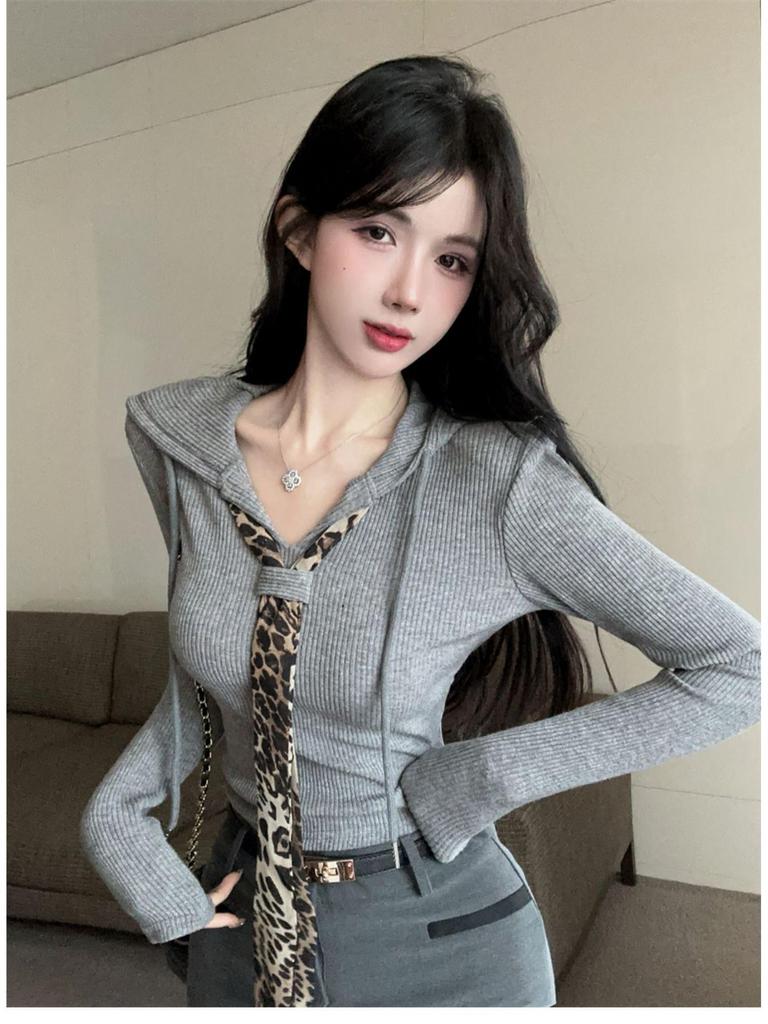 V-neck Leopard Print Tie Patchwork Long-sleeve Top for Women - Autumn Hooded Collarbone Style