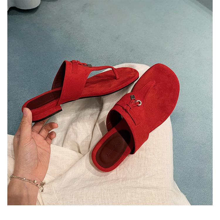 

Sheepskin version of grape mother, the same French temperament flip-flops, women s summer toe tassel, low-heeled cool slippers 34