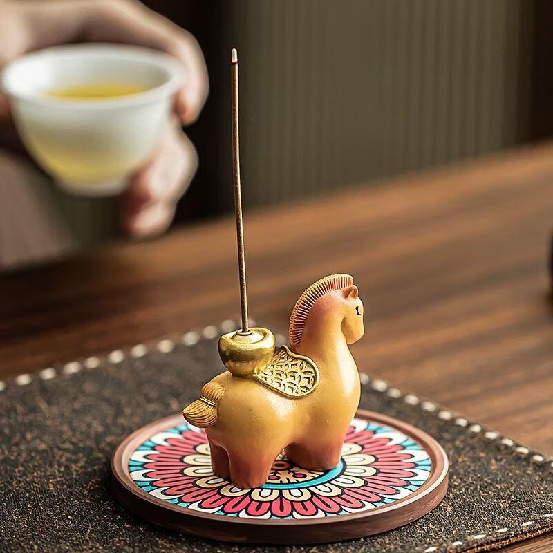 Zhinianhua Auspicious Money Horse Incense Holder
