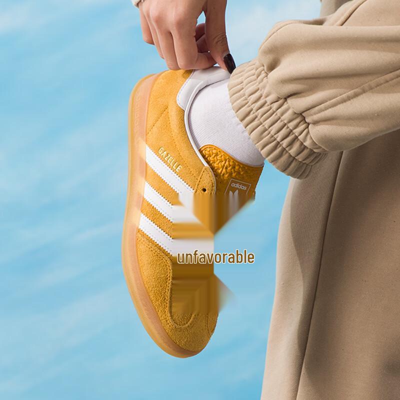 Adidas GAZELLE Women's Low-Top Sneakers