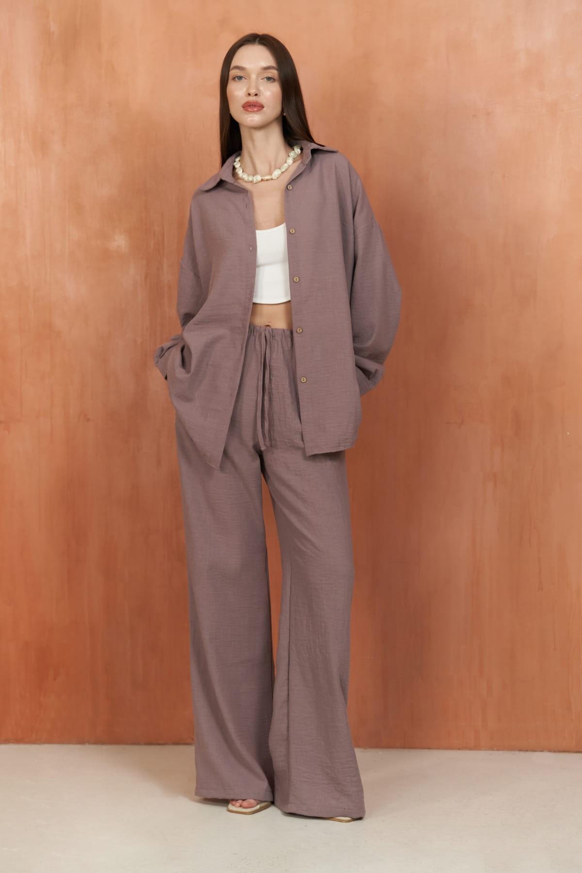 

Комплект брюк-рубашек сиреневого цвета Pedasa M светло-фиолетовый