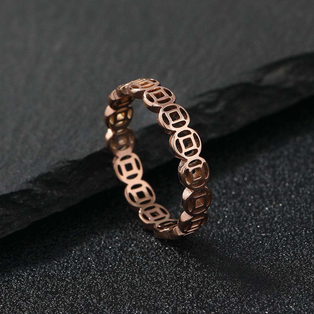

Fortune-bringing copper coin luck titanium steel ring geometric personality retro couple ring 10